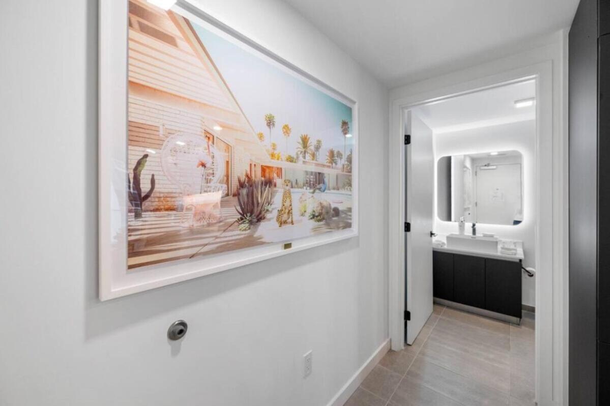 Apartment Modern Luxe Studio In Downtown Miami With Rooftop Pool And Gym Miami
