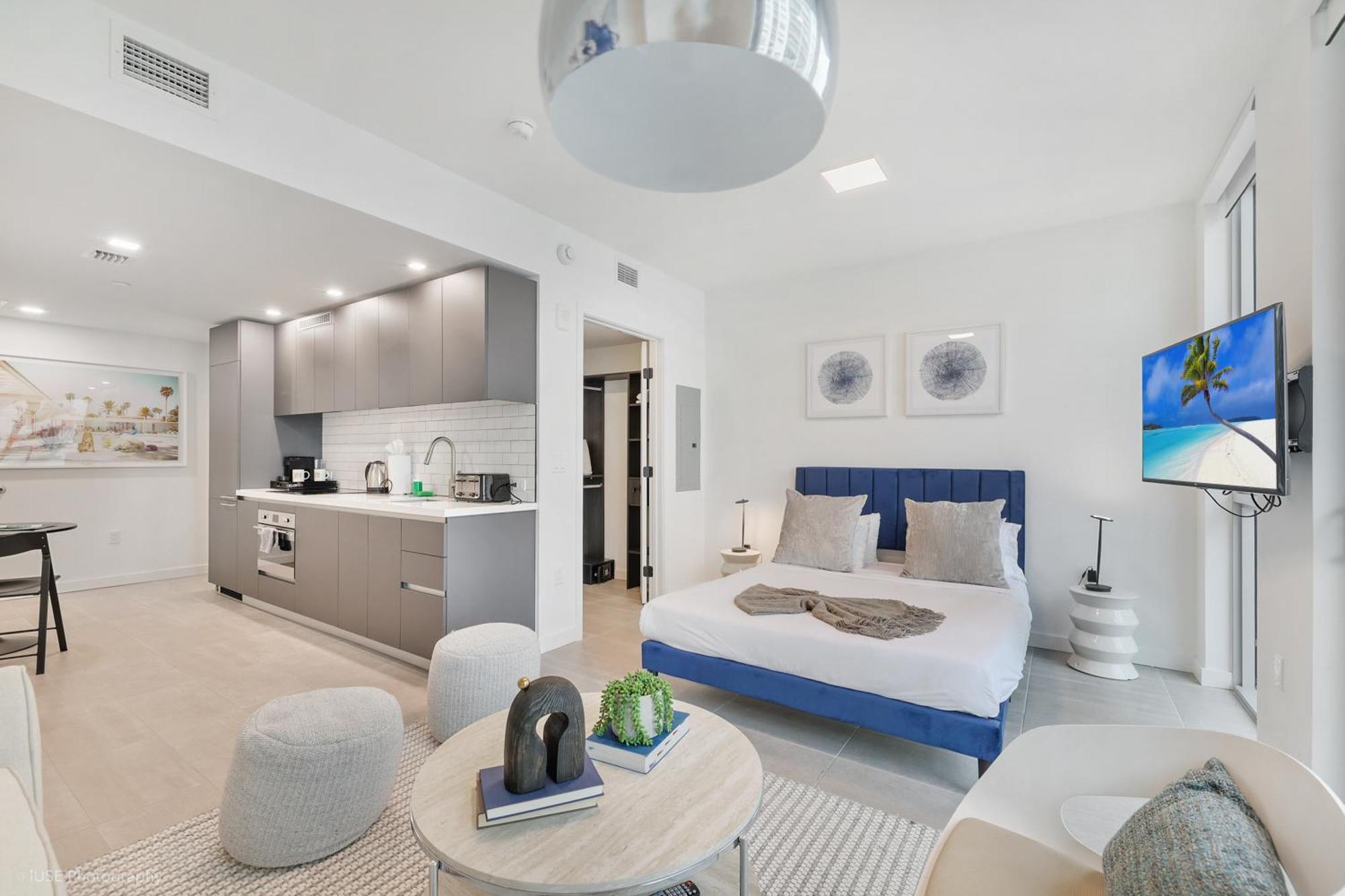 Modern Luxe Studio In Downtown Miami With Rooftop Pool And Gym * Miami