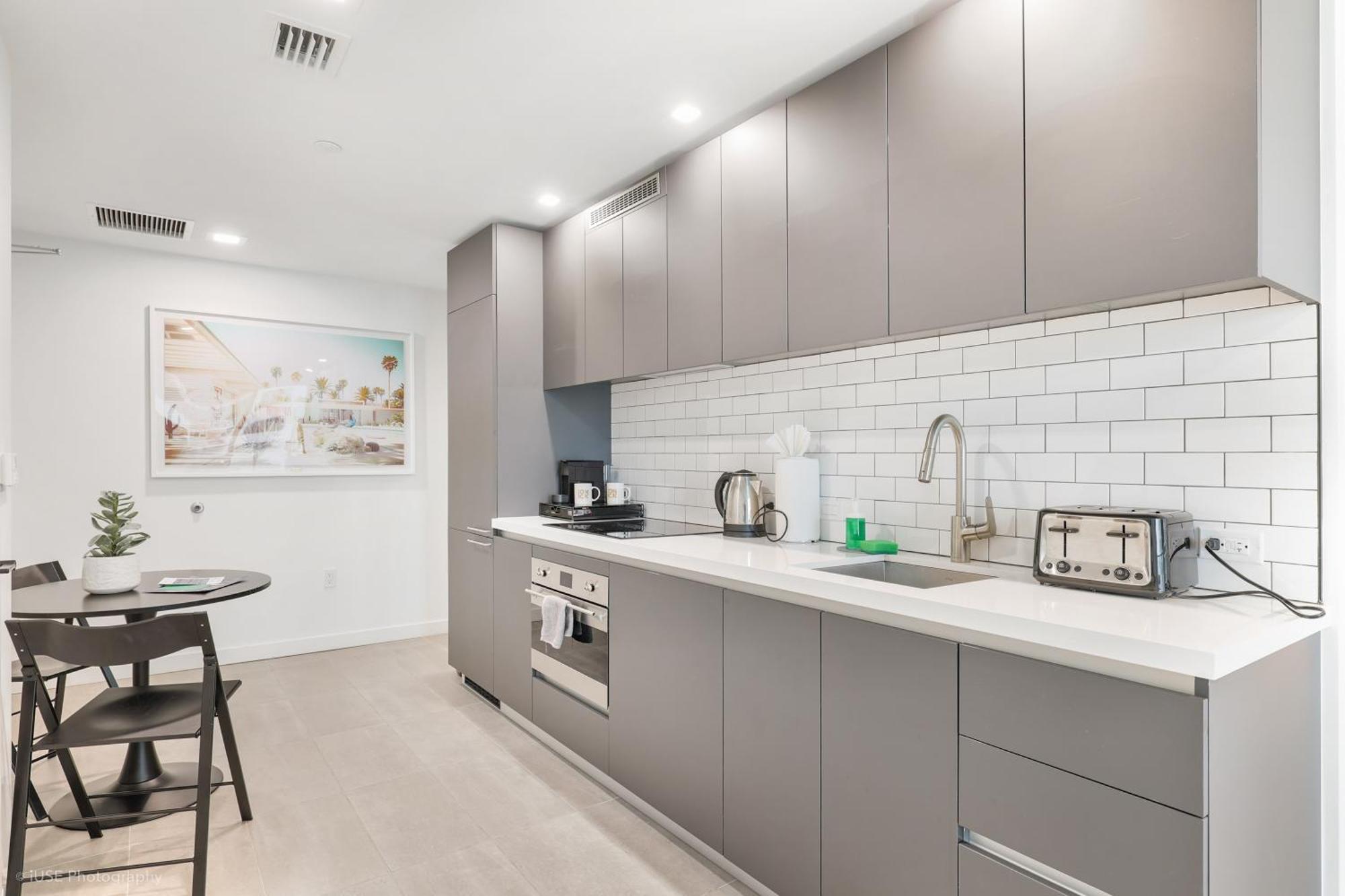 Apartment Modern Luxe Studio In Downtown Miami With Rooftop Pool And Gym *