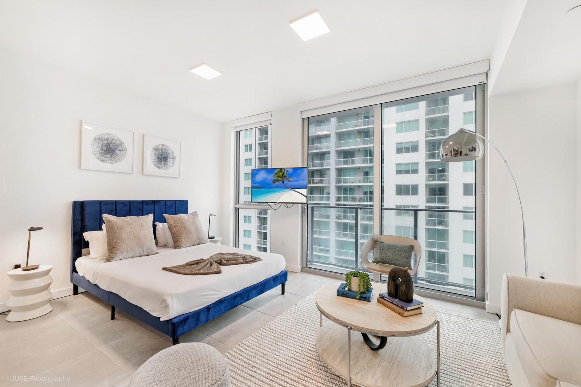 Apartment Modern Luxe Studio In Downtown Miami With Rooftop Pool And Gym